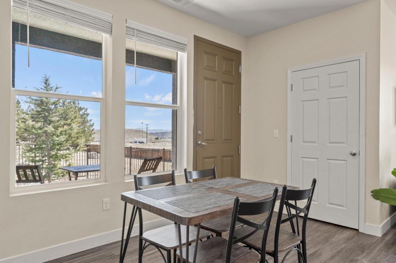 Appartement Luxury Retreat - King Beds, Hot Tub, & Pool - Family & Remote Work Friendly à Reno Extérieur photo