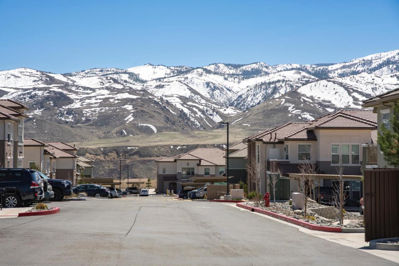 Appartement Luxury Retreat - King Beds, Hot Tub, & Pool - Family & Remote Work Friendly à Reno Extérieur photo