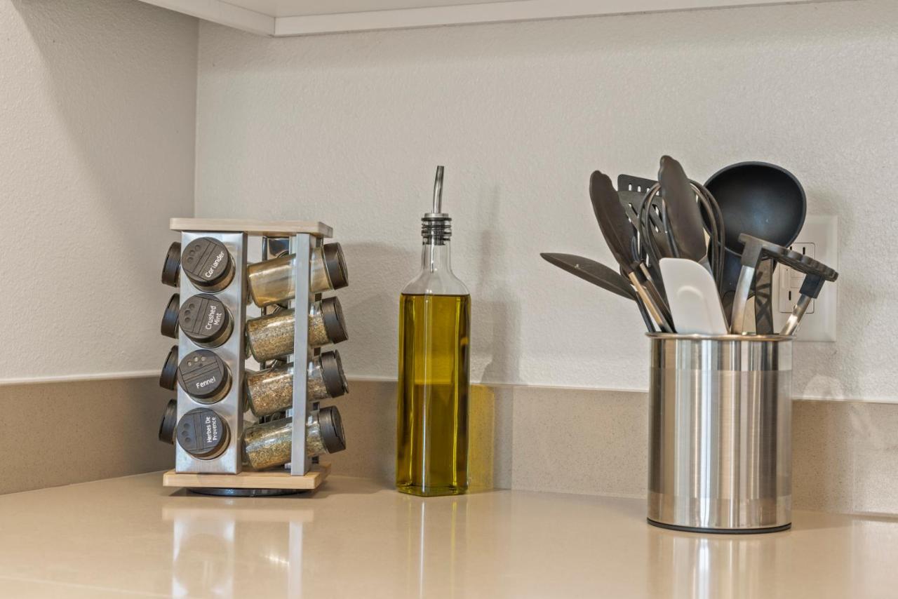 Appartement Luxury Retreat - King Beds, Hot Tub, & Pool - Family & Remote Work Friendly à Reno Extérieur photo