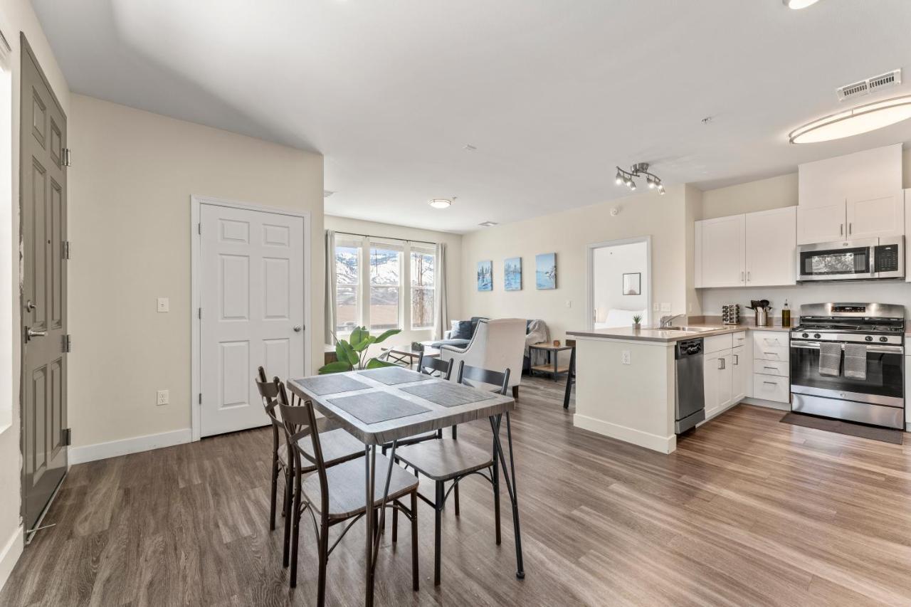 Appartement Luxury Retreat - King Beds, Hot Tub, & Pool - Family & Remote Work Friendly à Reno Extérieur photo