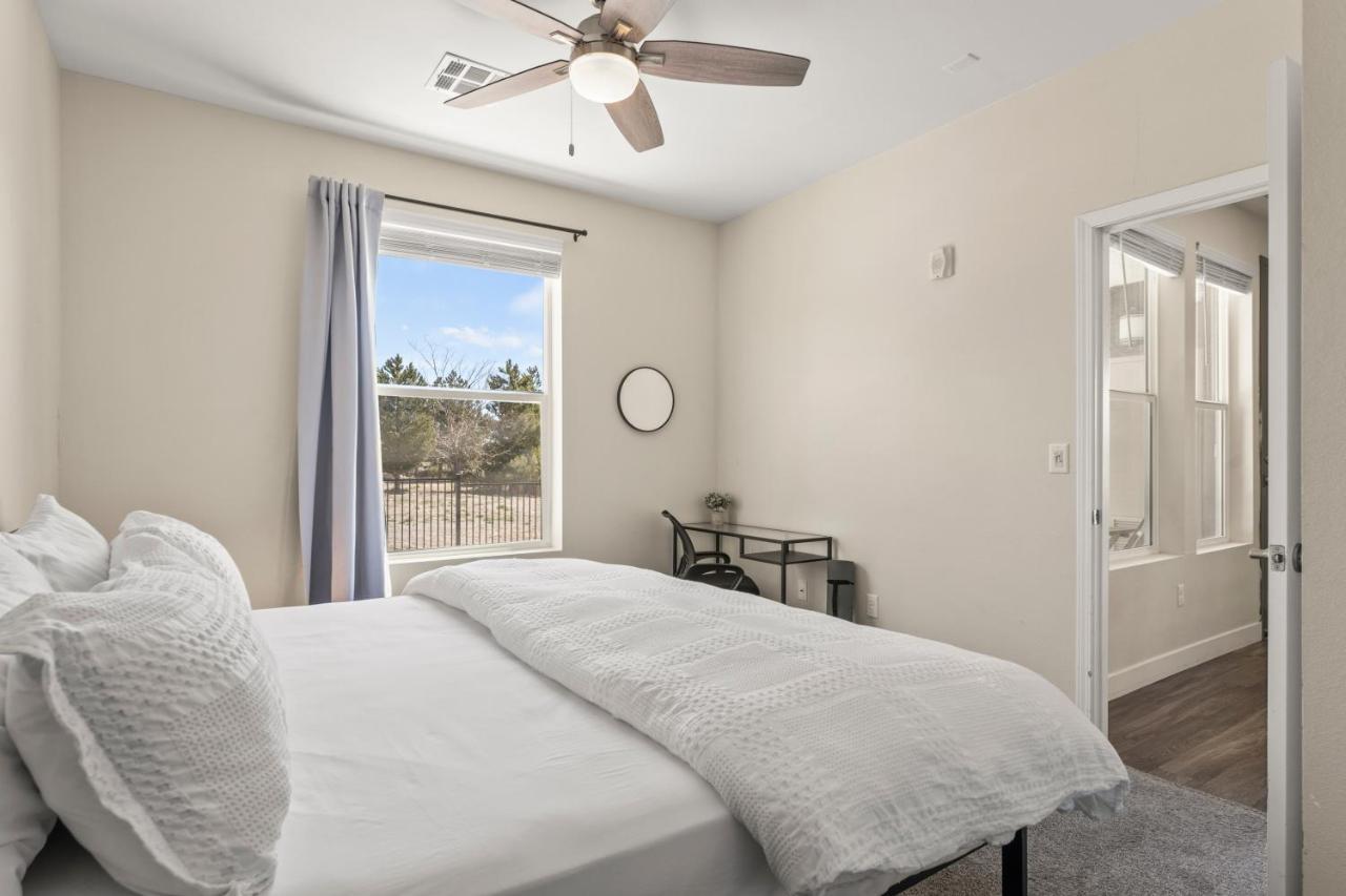 Appartement Luxury Retreat - King Beds, Hot Tub, & Pool - Family & Remote Work Friendly à Reno Extérieur photo
