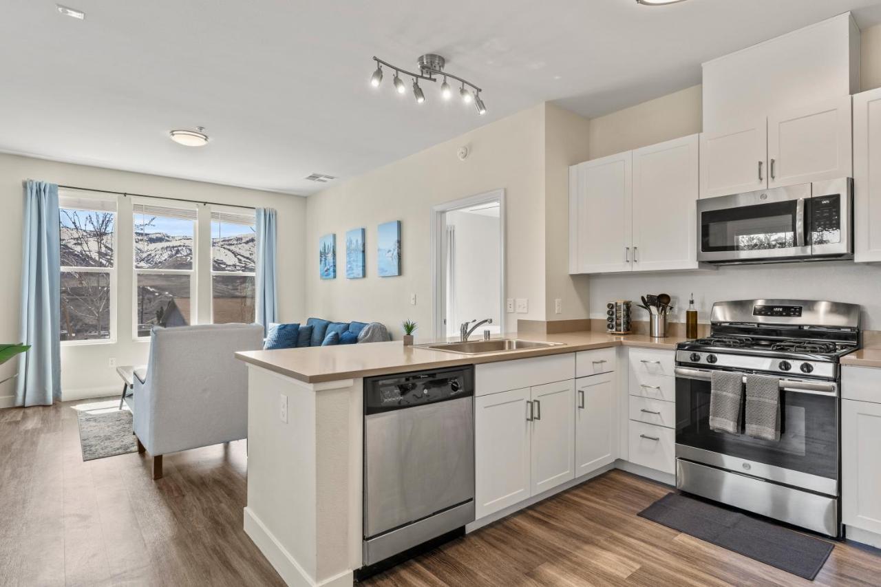 Appartement Luxury Retreat - King Beds, Hot Tub, & Pool - Family & Remote Work Friendly à Reno Extérieur photo