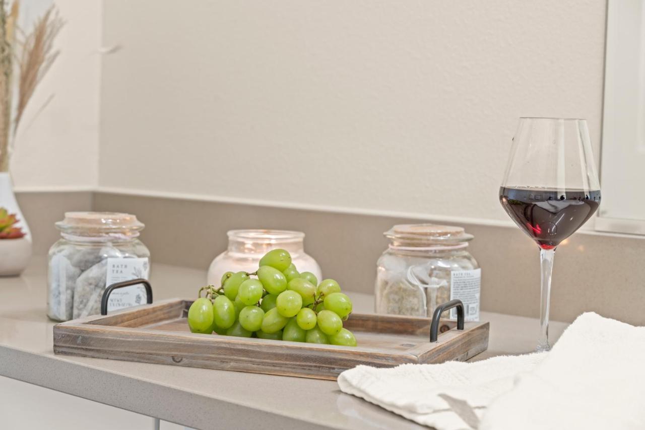 Appartement Luxury Retreat - King Beds, Hot Tub, & Pool - Family & Remote Work Friendly à Reno Extérieur photo