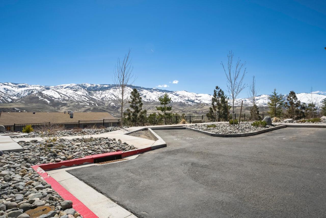 Appartement Luxury Retreat - King Beds, Hot Tub, & Pool - Family & Remote Work Friendly à Reno Extérieur photo